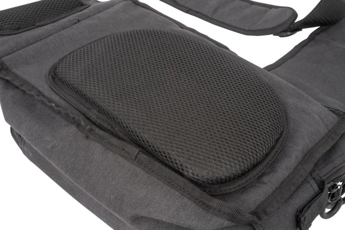Ledvena torbica Zebco Trophy Shoulder Sling 9l 20x30x15
