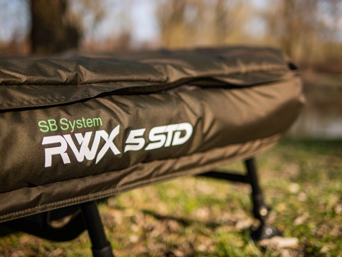 Lehátko se Spacím Pytlem Giants Fishing Bedchair/Sleeping Bag System RWX 5 STD
