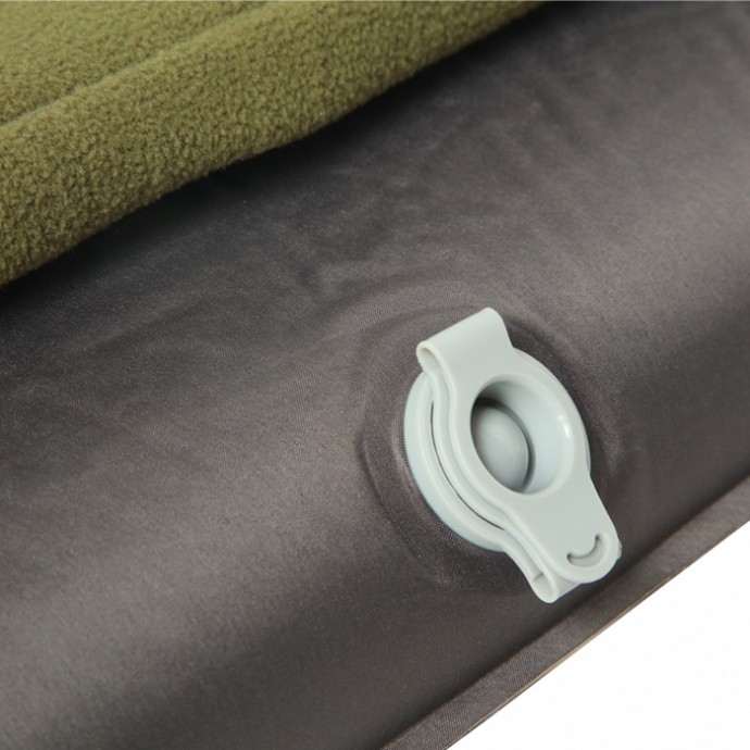 Ležaljka Giants Fishing Luxury Air Bedchair 8Leg