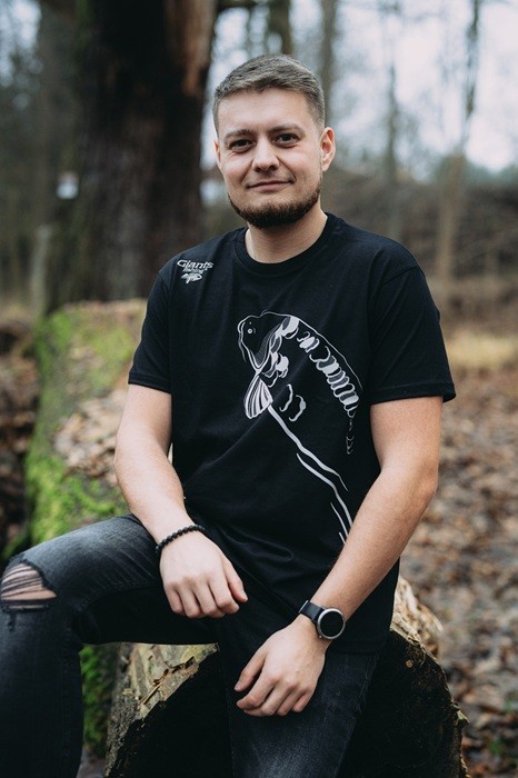 Majica Giants Fishing Črna Plavajući Šaran
