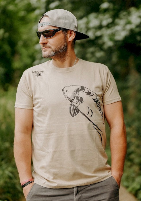 Majica Giants Fishing Muška Bež Plavajući Šaran