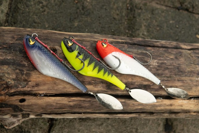Mamac Black Cat Mad Flash Spin Tail 14cm 82g
