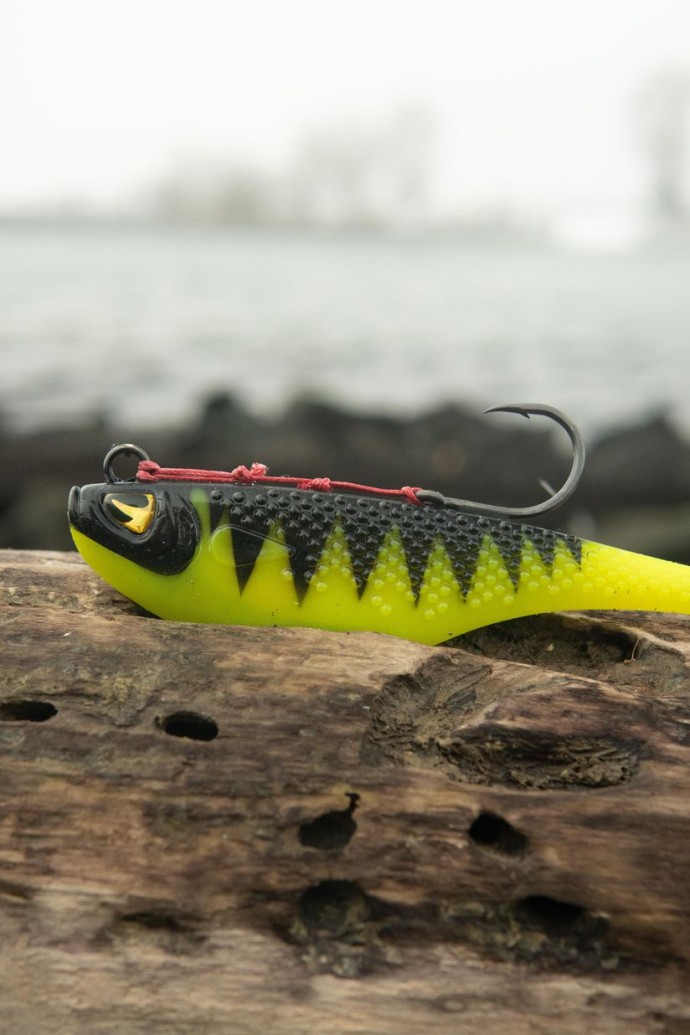 Mamac Black Cat Mad Flash Spin Tail 14cm 82g