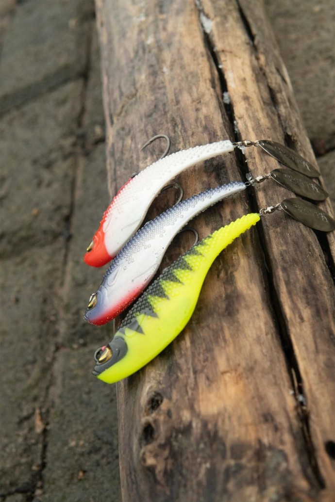 Mamac Black Cat Mad Flash Spin Tail 14cm 82g