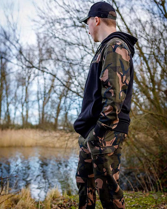 Mikina Fox LW Black/Camo Split Zip Hoody