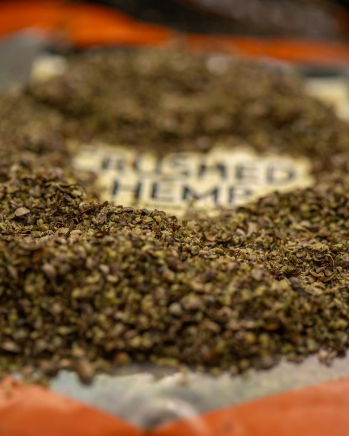 Mljevena konoplja Sonubaits Essential Ingredients Crushed Hemp 450g