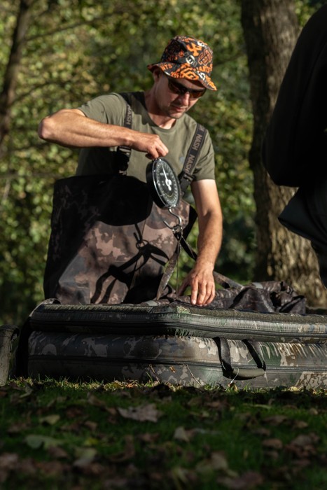 Nafukovacia podloška Nash Carp Care Air Cradle Camo