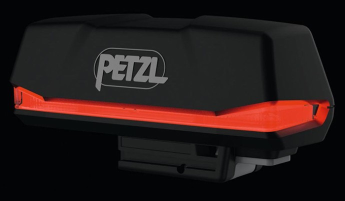 Naglavna svjetiljka Petzl NAO RL crna