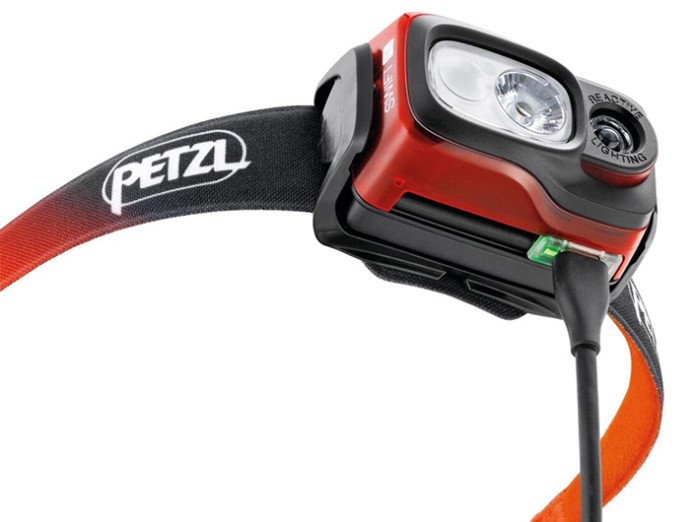 Naglavna svjetiljka Petzl Swift RL 2023