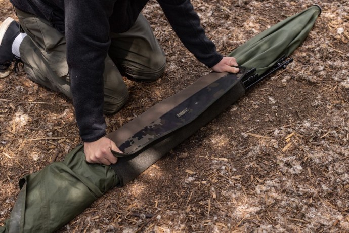 Navlaka za Brolly Korda Compac Brolly Wrap Dark Kamo