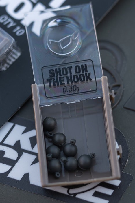 Olovo Korda Shot on the Hook