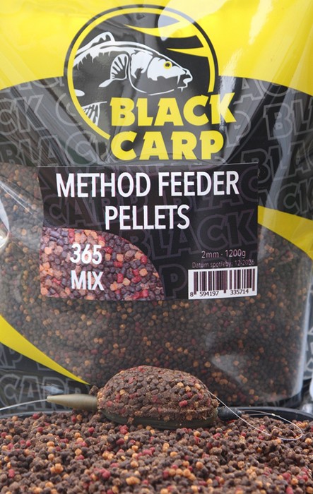 Pelete Black Carp Method Feeder Pellets 365 Mix 1,2kg