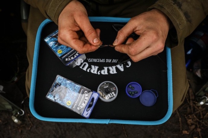 Pladanj za predveze Carp'R'Us Rig Tray