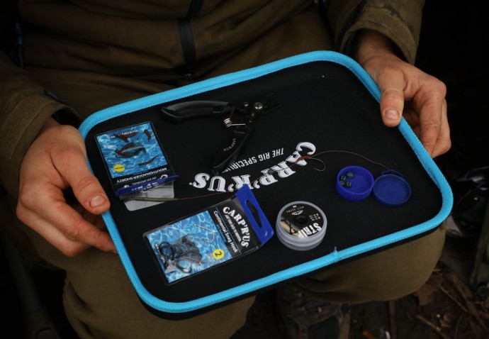 Pladanj za predveze Carp'R'Us Rig Tray