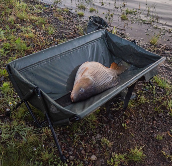 Podloška Giants Fishing Unhooking Mat Cradle XL