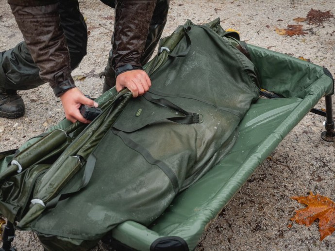 Podloška Giants Fishing Unhooking Mat Deluxe