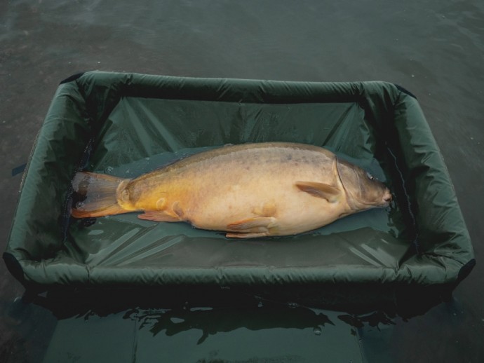 Podloška Giants Fishing Unhooking Mat Deluxe