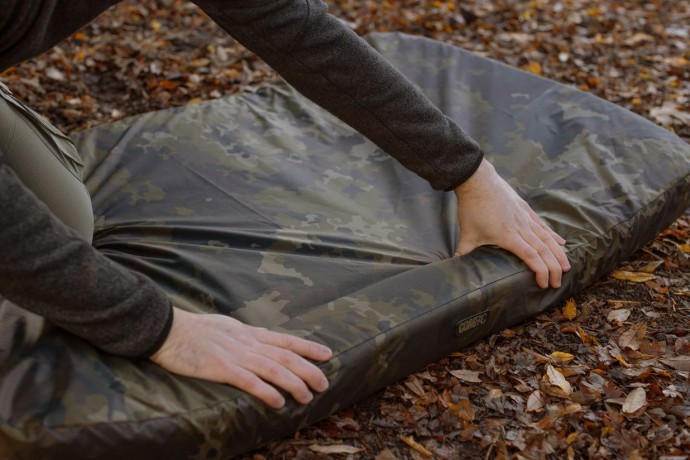 Podloška Korda Compac Flat Mat Dark Kamo