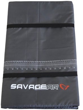 Podloška Savage Gear Unhooking Matt 120x65cm
