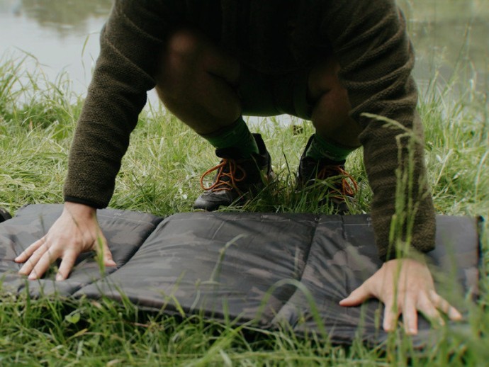 Podložka pod Ryby Delphin CarpMAT BANX Camo
