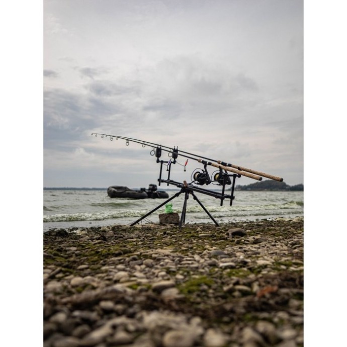 Postolje Giants Fishing Luxury Rod Pod 3 Rods