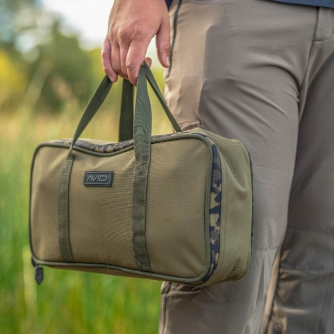Postolje za štapove Avid Carp Revolve Super Low Pod