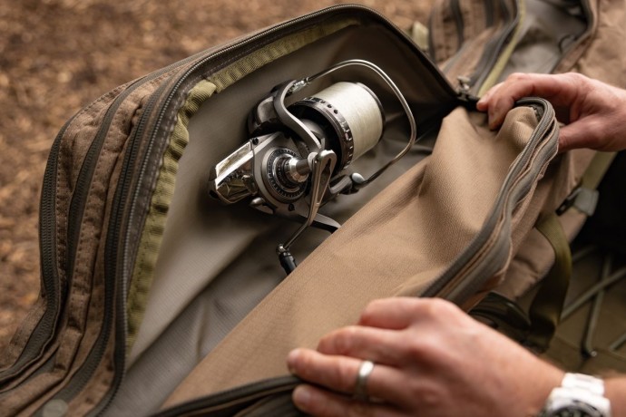 Pouzdro na 5 Prutů Korda Compac 5 Rod Divide Holdall II