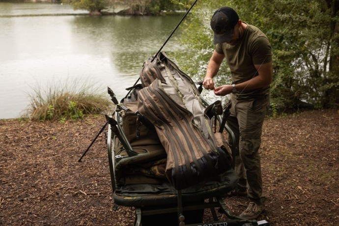 Pouzdro na 5 Prutů Korda Compac 5 Rod Divide Holdall II