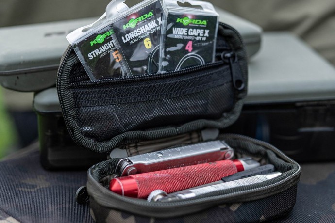 Pouzdro na Příslušenství Korda Compac 70 Tackle Pouch Dark Kamo