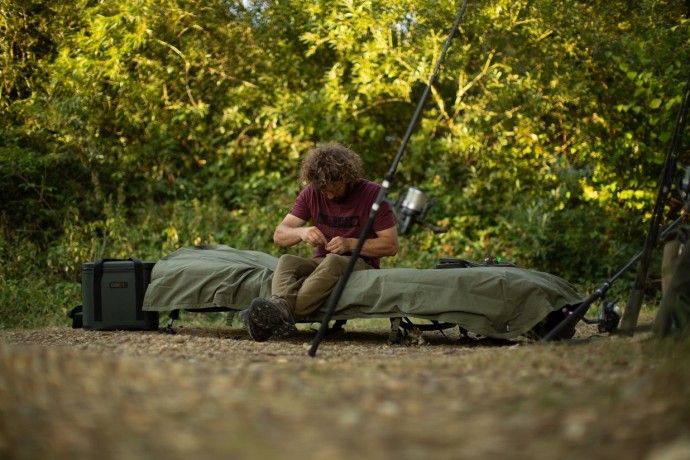 Přehoz na Lehátko Korda Dry Kore Bedchair Cover
