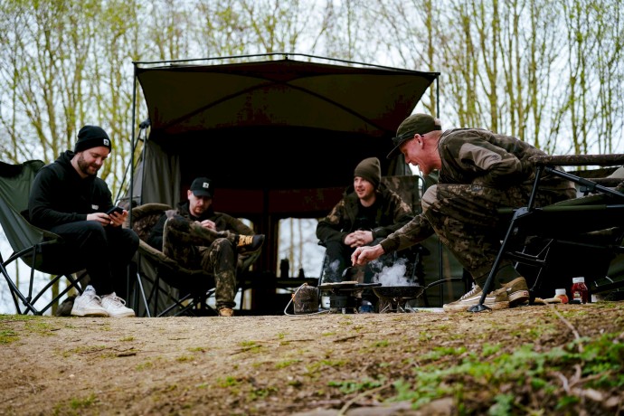 Přístřešek Nash Bank Life Gazebo Plus