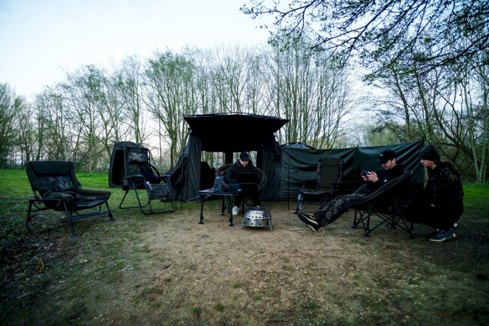 Prístrešok Nash Bank Life Gazebo Plus