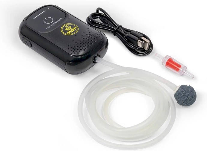 Pumpa za zrak Black Cat Silent Bait Aerator