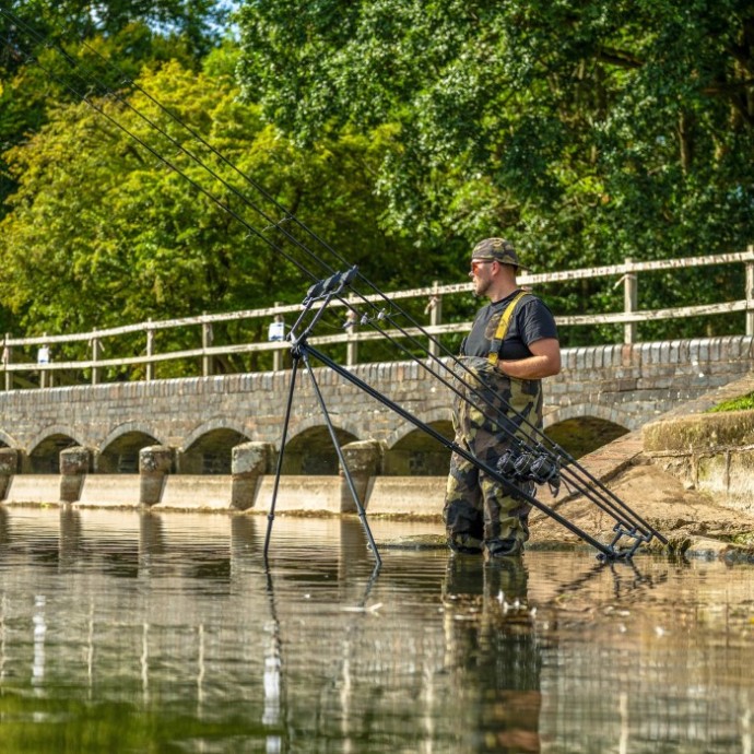 Rod Pod Avid Carp Extremity Pod