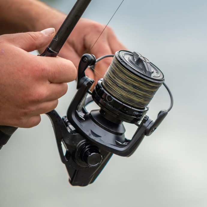 Rola Avid Carp Revolve 8000FD