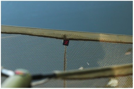 Šaranski Podmetač Zfish Synapse Carbon Landing Net + Plovak