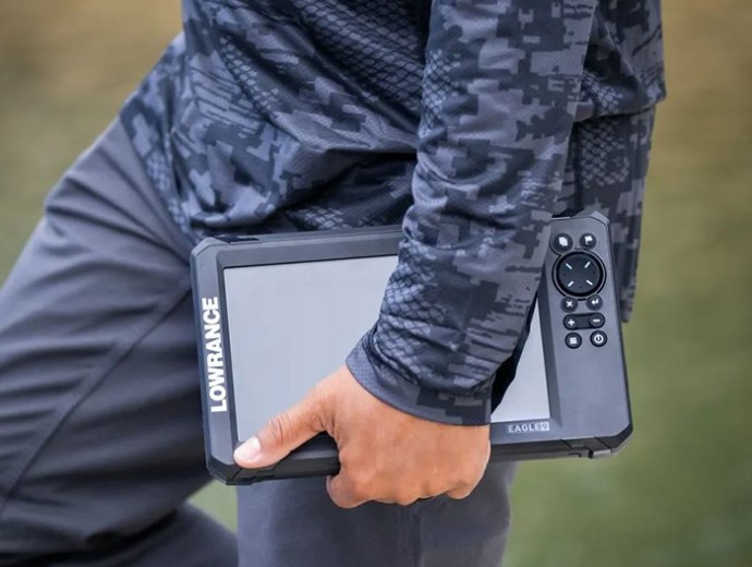 Sonar Lowrance Eagle 9 Sa Sondom Tripleshot HD + Baterija i Punjač BESPLATNO