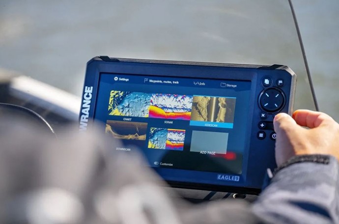 Sonar Lowrance Eagle 9 Sa Sondom Tripleshot HD + Baterija i Punjač BESPLATNO