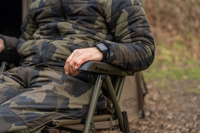 Stolica Avid Carp Revolve Armchair