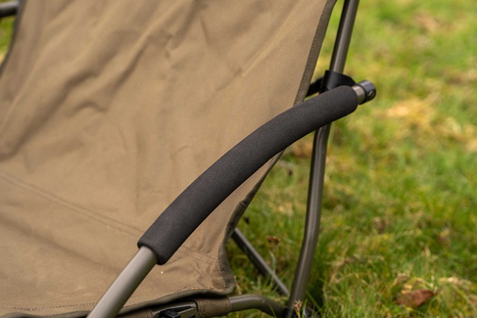 Stolica Avid Carp Revolve Low Chair