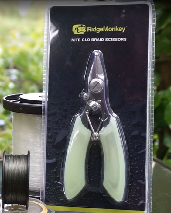 Svijetleće škare RidgeMonkey Nite Glow Heavy Duty Snips