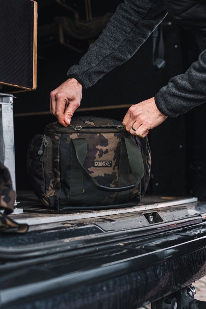 Taška Korda Compac Utility Bag Large Dark Kamo