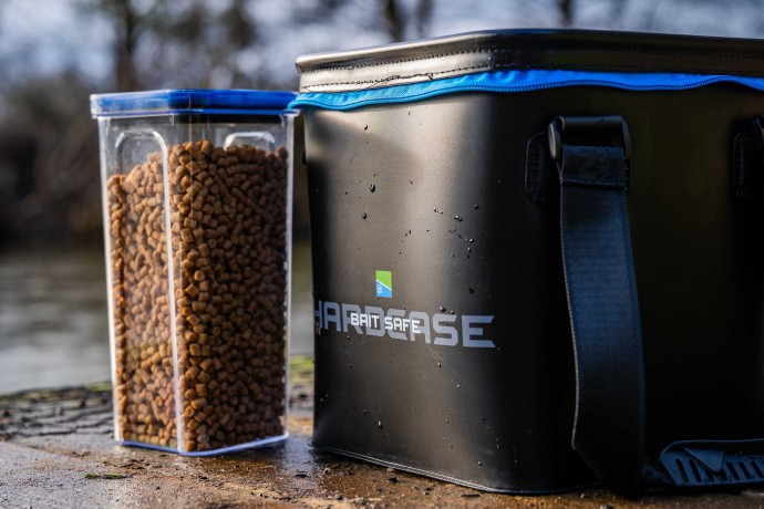 Torba Preston Hardcase Bait Safe