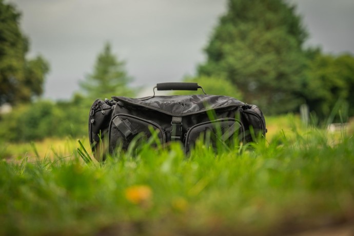 Torba Rage Voyager Camo Large Carryall + 5x Plastična kutija