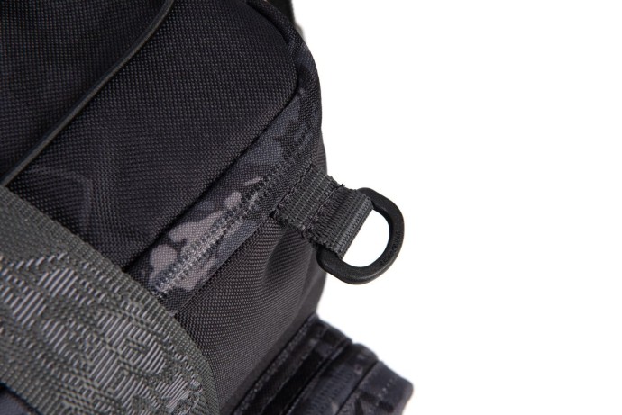 Torba Rage Voyager Camo Medium Tackle Bag