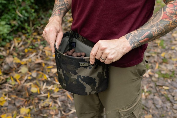 Torba za Boilies Korda Compac Boilie Caddy Dark Kamo