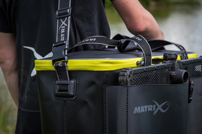 Torba za čuvarice Matrix Horizon X EVA Multi Net Bag Large