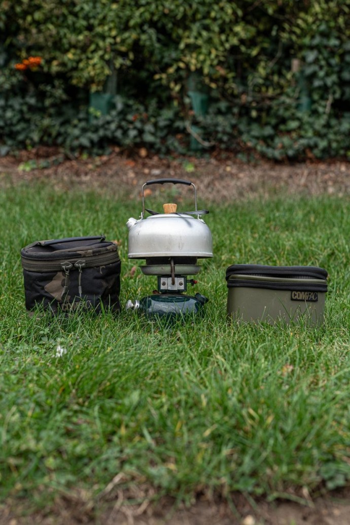 Torba za kuhalo Korda Compac Stove Bag Dark Kamo