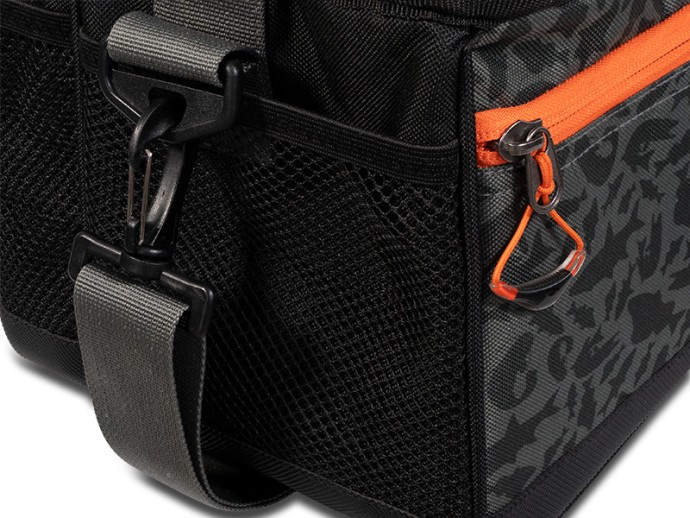 Torba za rame Delphin Darx ATAK! Quick