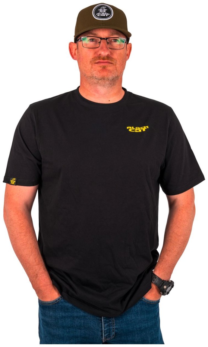Tričko Black Cat Chase Dreams Black Tee